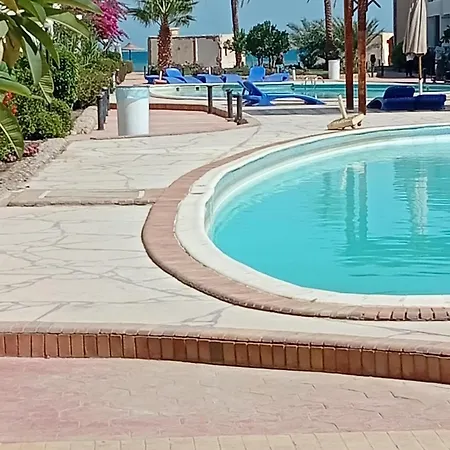 سيسليا بيتش ريزورت